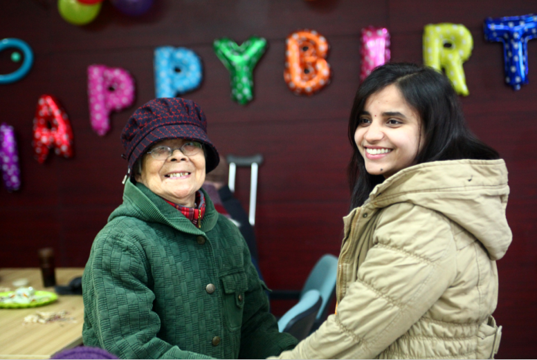 初冬集体生日会 浓浓温情暖人心